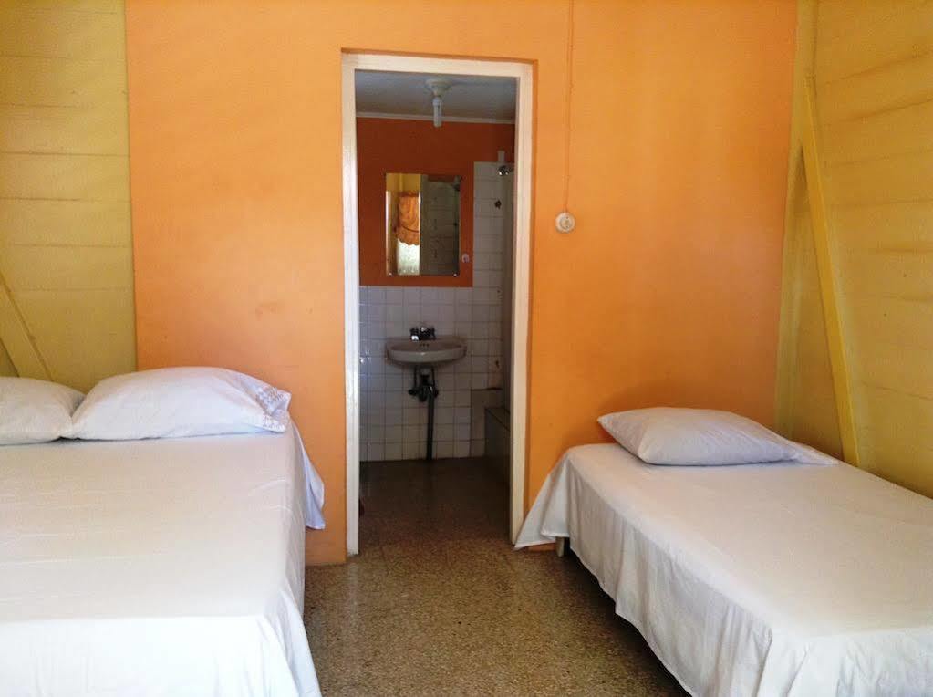 Roots Bamboo Beach Resort Negril Eksteriør bilde